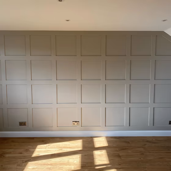 Slaked Lime - Dark accent wall panelling