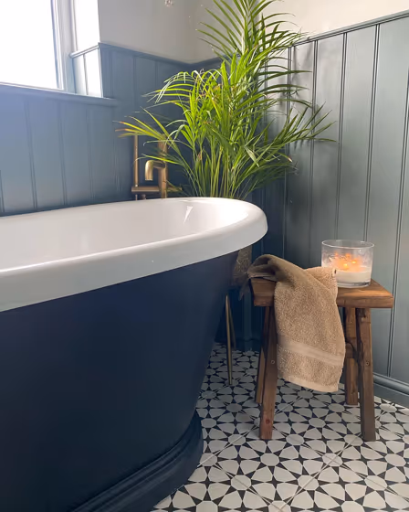 Little Greene Livid 263 bathroom