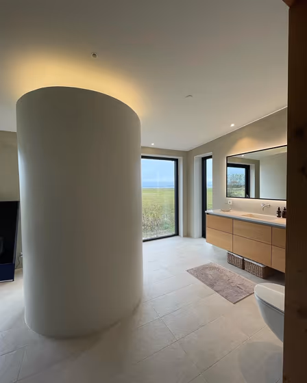 Jotun mørk strandsand bathroom color