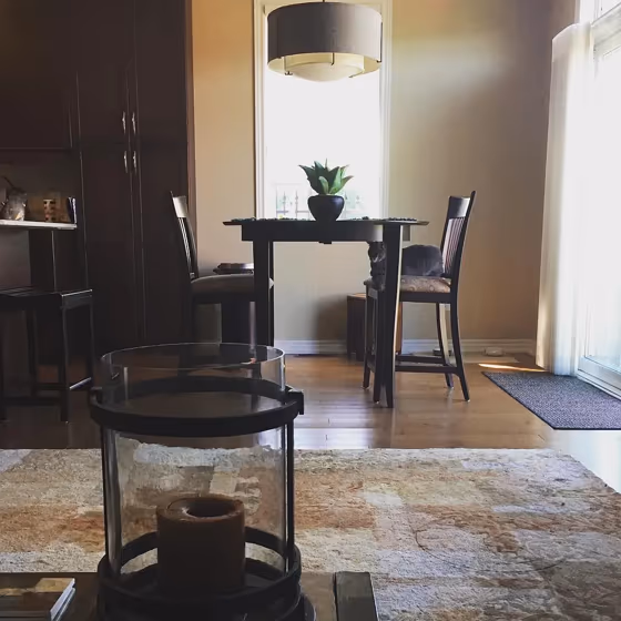 Sherwin Williams Macadamia dining room