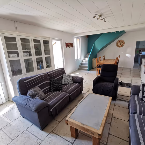 RAL Classic Mint turquoise RAL 6033 accent wall