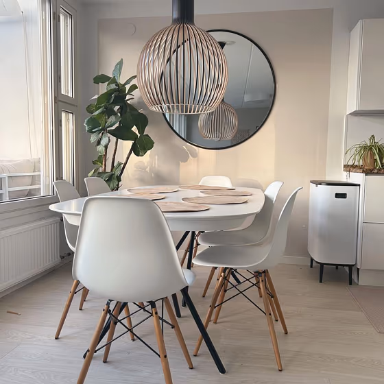 Tikkurila Mulberry H484 dining room