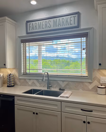 Sherwin Williams SW 7568 kitchen cabinets review