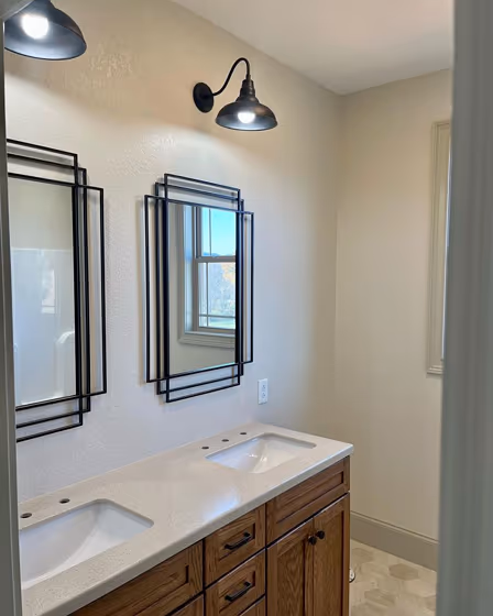 Neutral Ground Bathroom