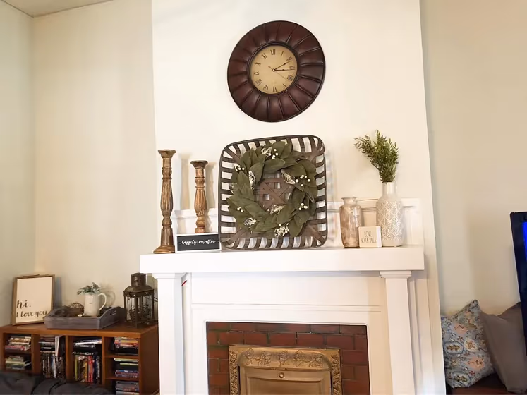 Sherwin Williams Nonchalant White living room paint