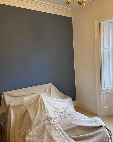 Accent wall interior Little Greene Pale Lupin 278