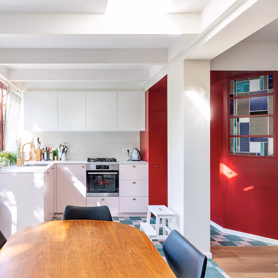 RAL Classic Purple red RAL 3004 accent wall