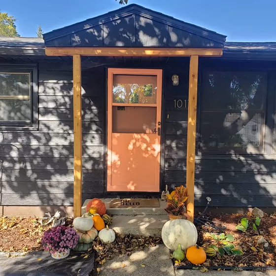 Sw Ravishing Coral Front Door