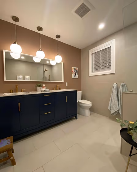 Sherwin Williams Redend Point Bathroom