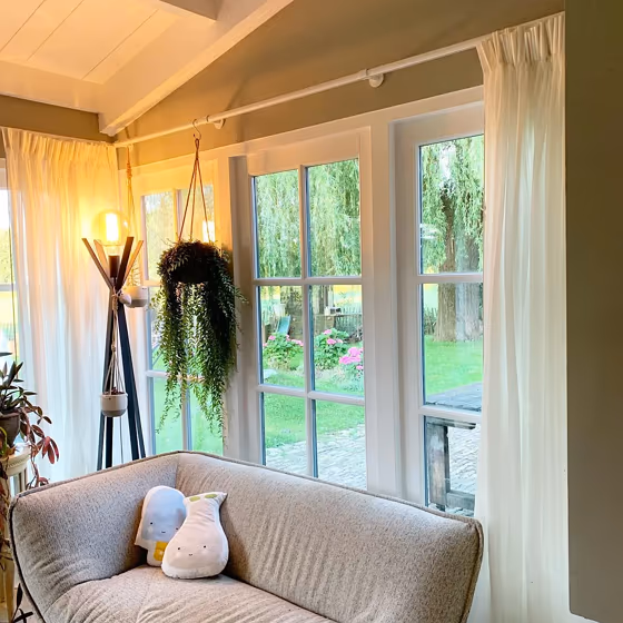 NCS S 3005-G20Y living room color