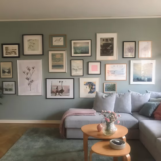S 3005-G20Y living room accent wall