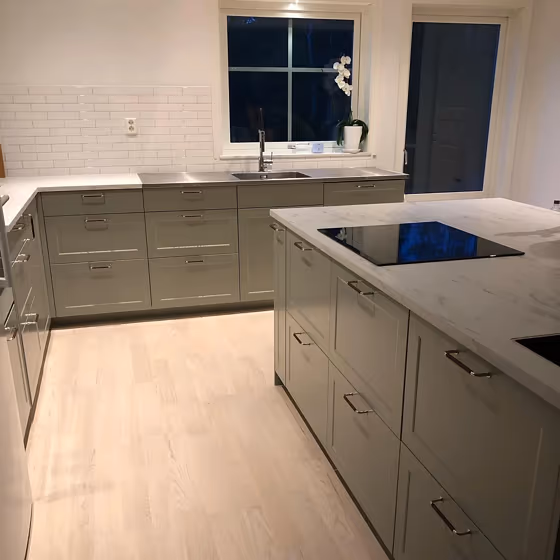 S 3005-G50Y kitchen cabinets 