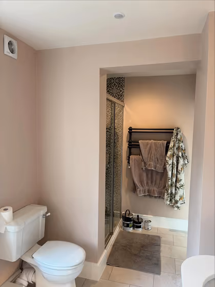 Farrow and Ball Scallop bathroom paint