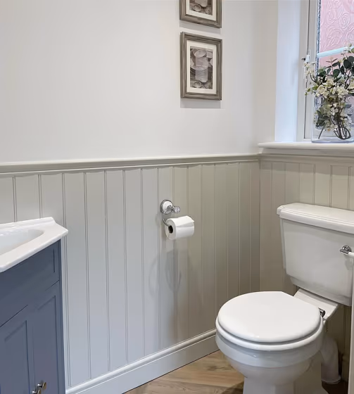 Farrow and Ball Shaded White 201 bathroom