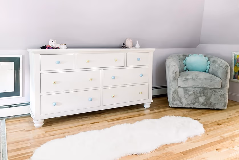 Purple room interior Silver Peony color review