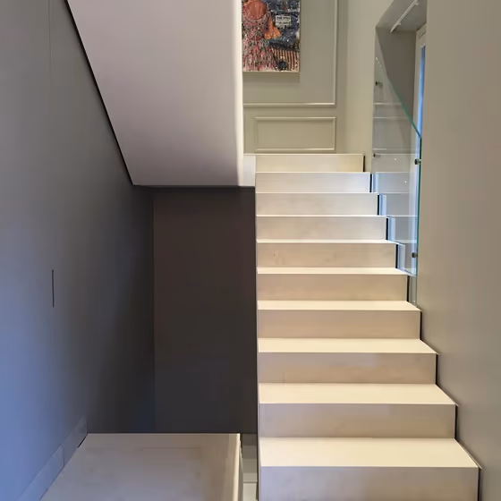 Greige minimalistic interior RAL 7044 review