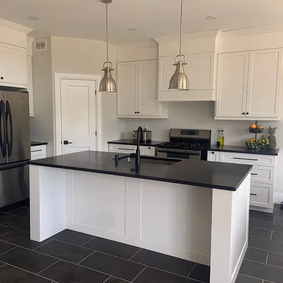 Benjamin Moore Silver Satin review in a kitchen