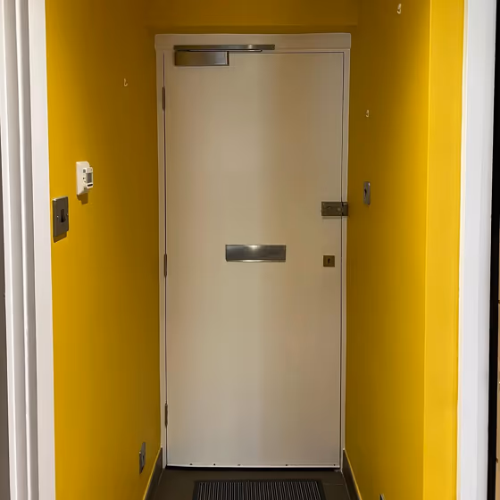 30YY 49/562 hallway color