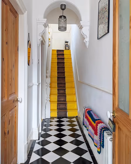 Dulux Sunflower Symphony 4 stairs paint