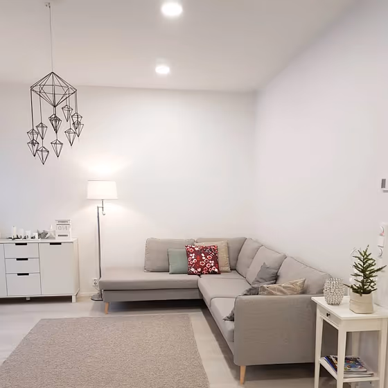 White walls interior Tikkurila Winter V503