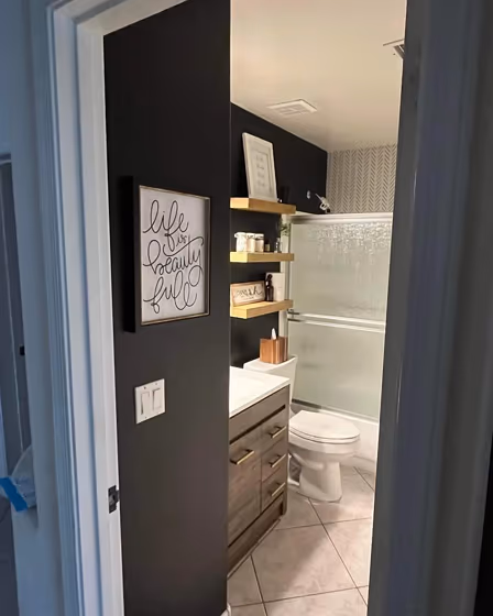 Sw Tricorn Black Bathroom