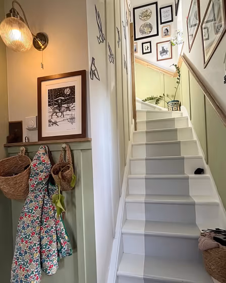 Valspar Gravity stairs color