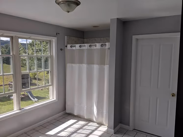 Valspar Gravity bathroom interior