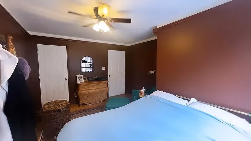 SW Vintage Leather bedroom paint review