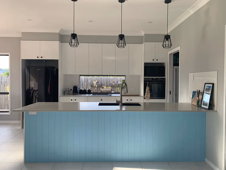 Dulux Vivid White SW1G1 kitchen cabinets