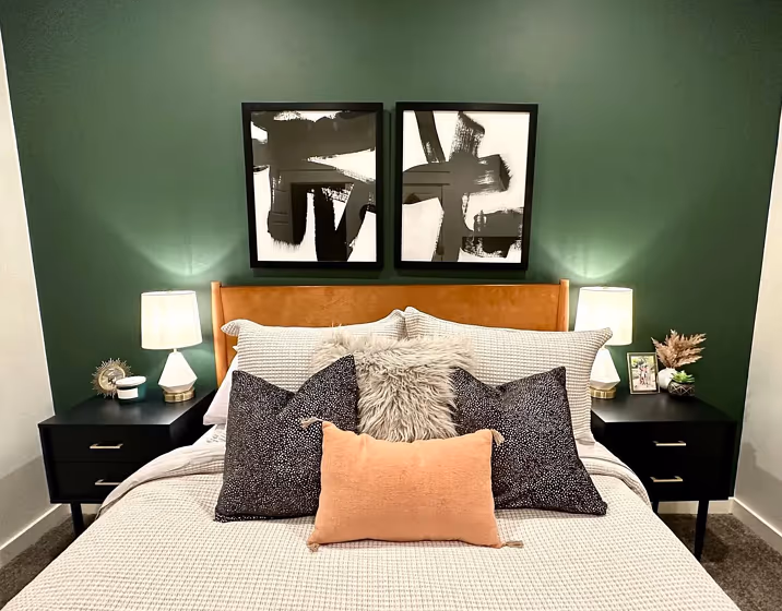 SW Vogue Green bedroom