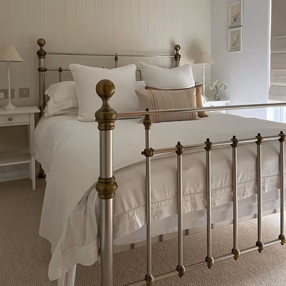 Farrow and Ball Wevet 273 bedroom