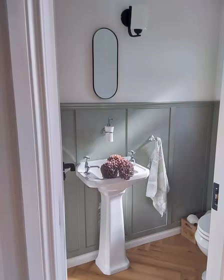 Farrow and Ball Wevet 273 bathroom