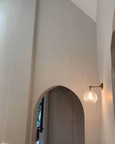 Farrow and Ball Wevet 273 hallway