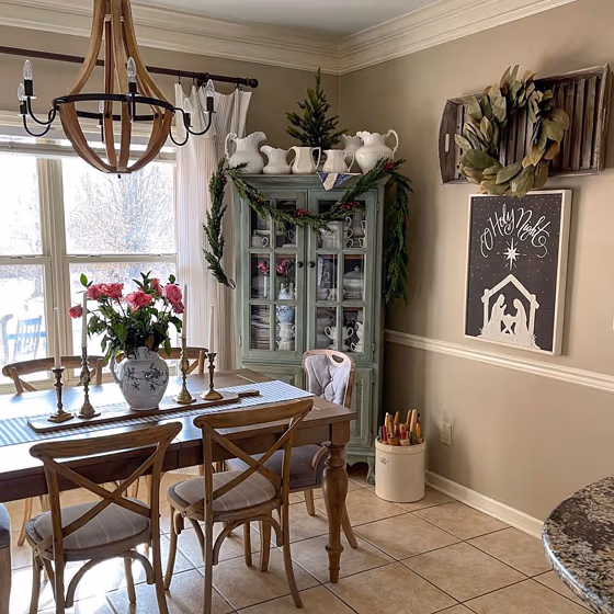 Sw Windsor Greige Dining Room