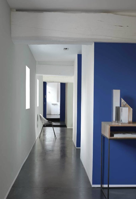 Interior with paint color Dulux Subzero Blue 50BB 08/257