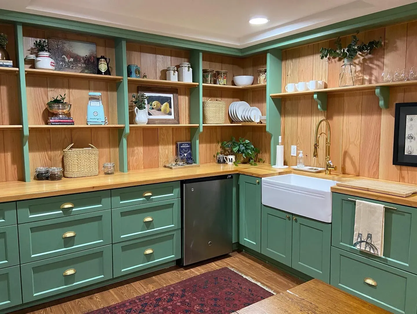 SW Agate Green kitchen cabinets paint