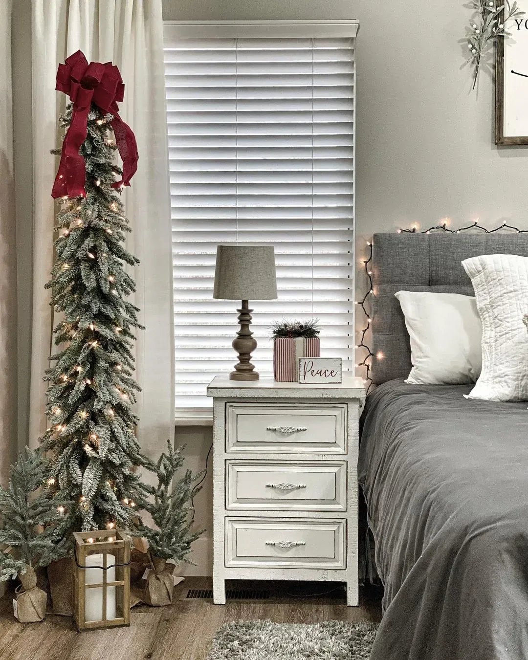 Sherwin Williams SW 7029 bedroom 