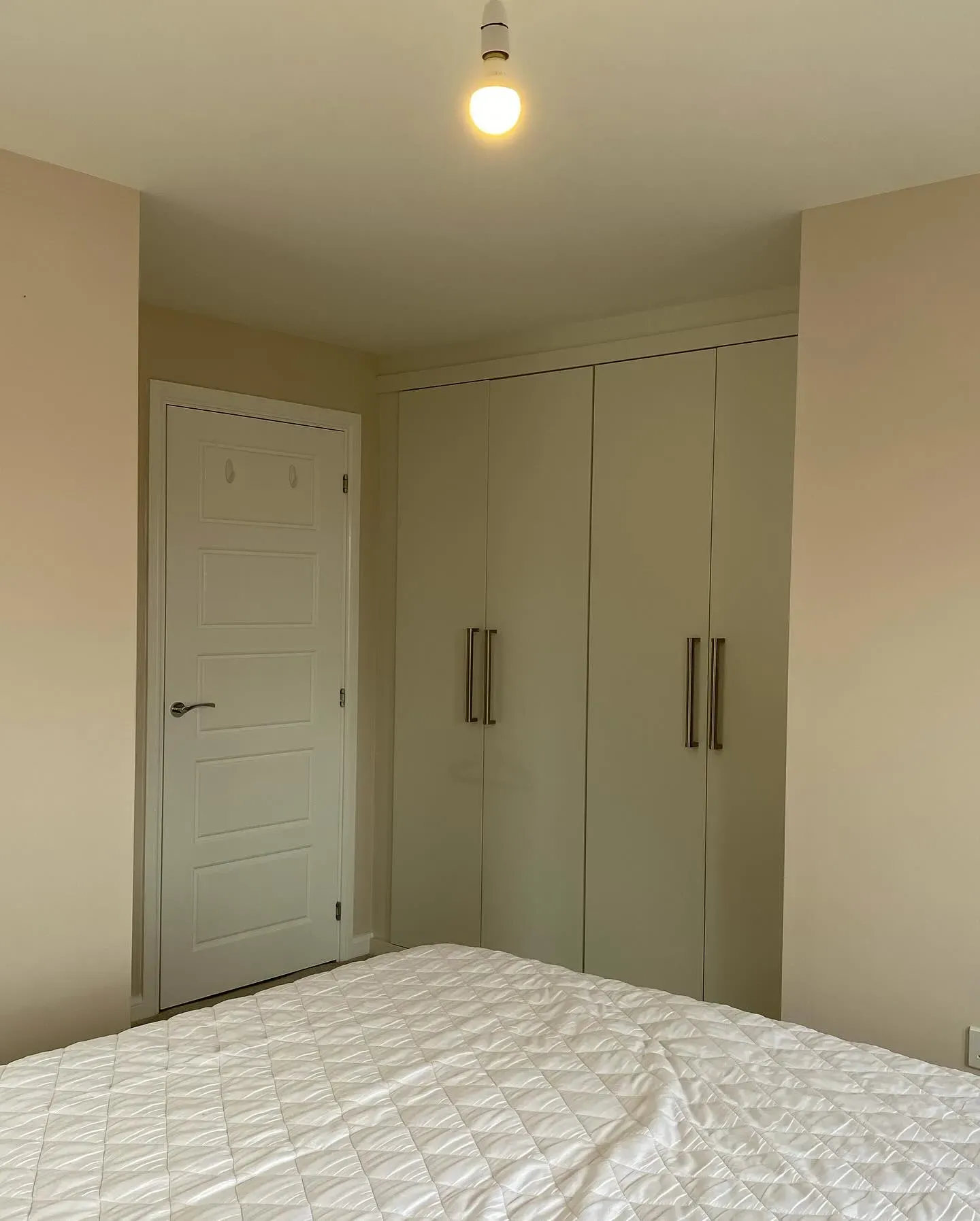 Almost Oyster bedroom color