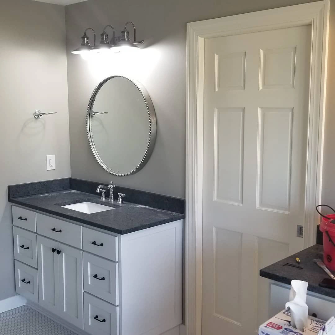 Sw Amazing Gray Bathroom