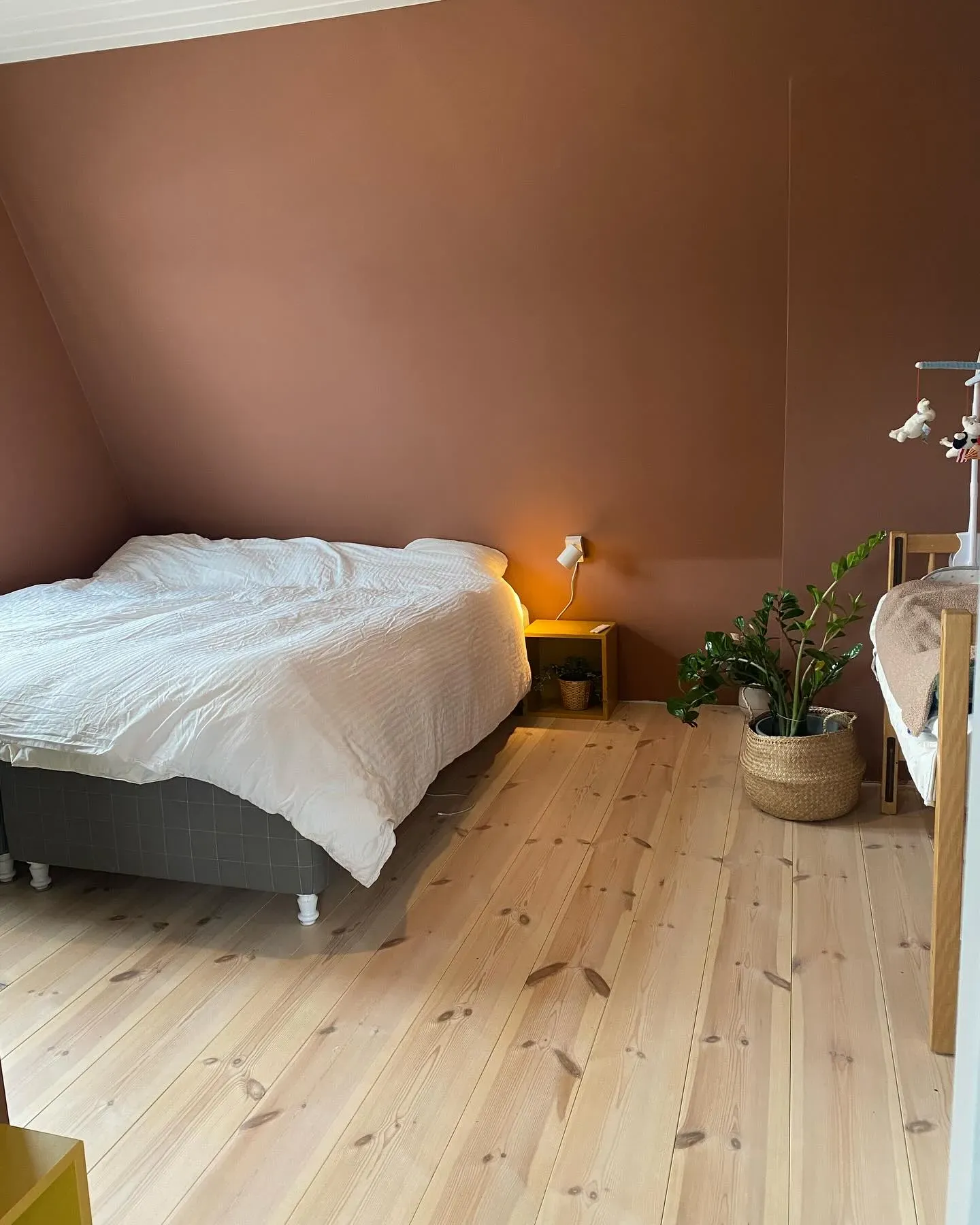 Jotun Amber Red bedroom interior