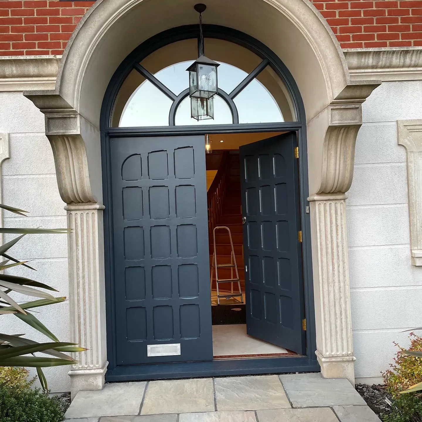 RAL 7016 front door inspiration