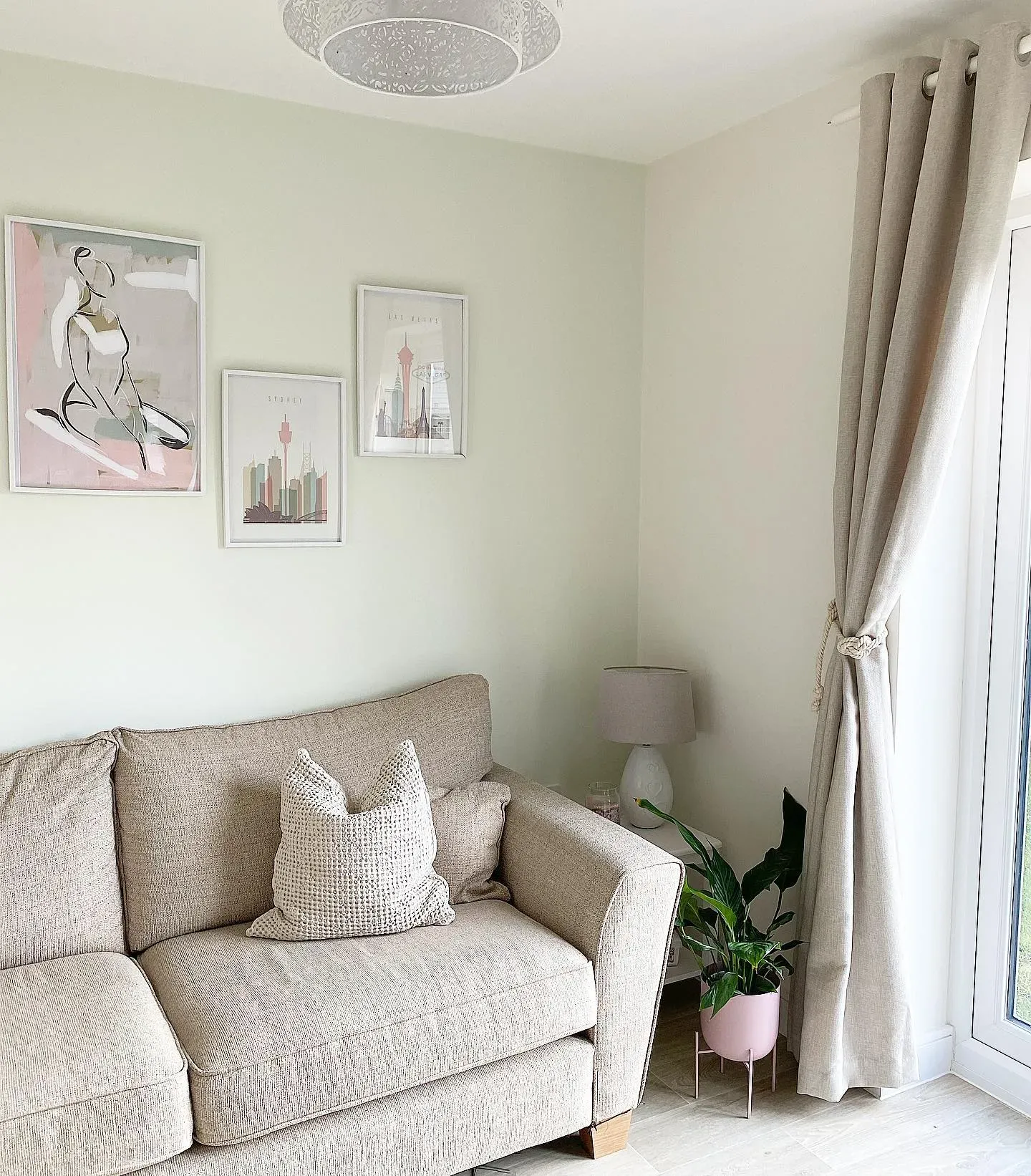 Dulux Apple White living room accent wall