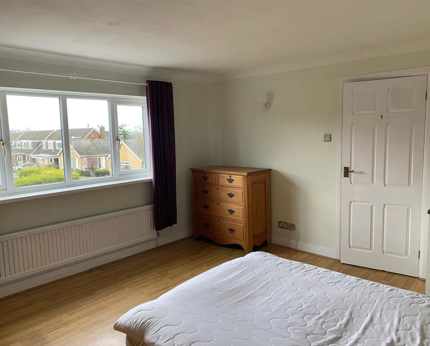 Dulux 94YY 83/072 bedroom color