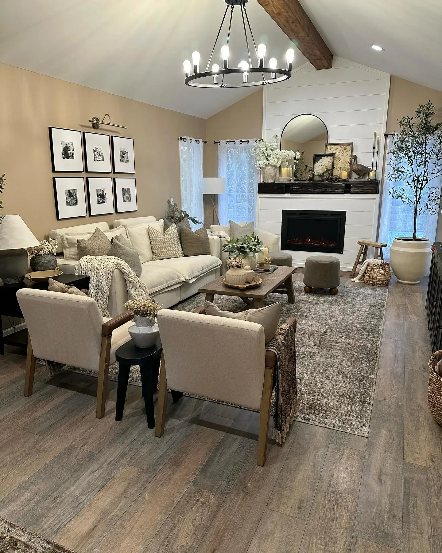 SW Beach House living room interior