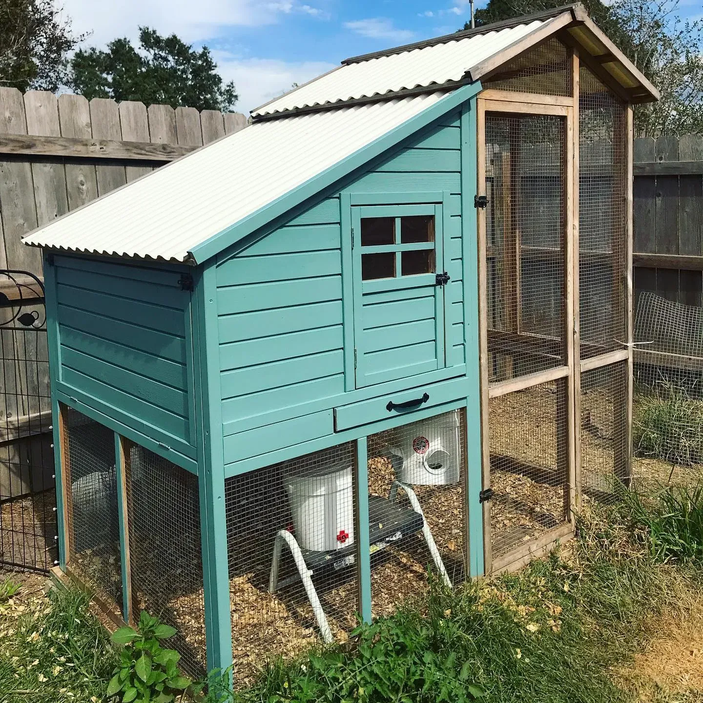 PPU12-3 exterior paint