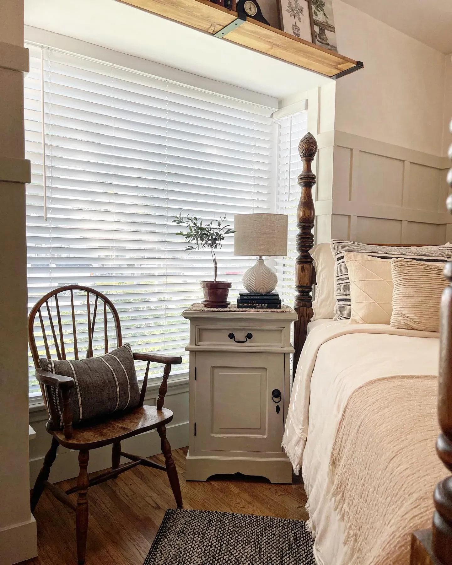 Behr Ginger Sugar bedroom panelling paint