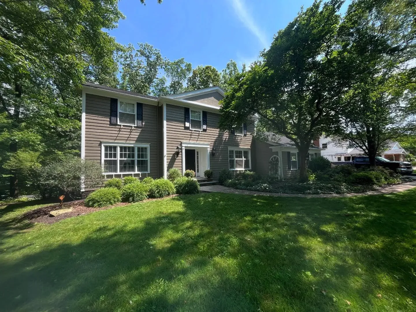 Behr Mocha Accent house exterior 