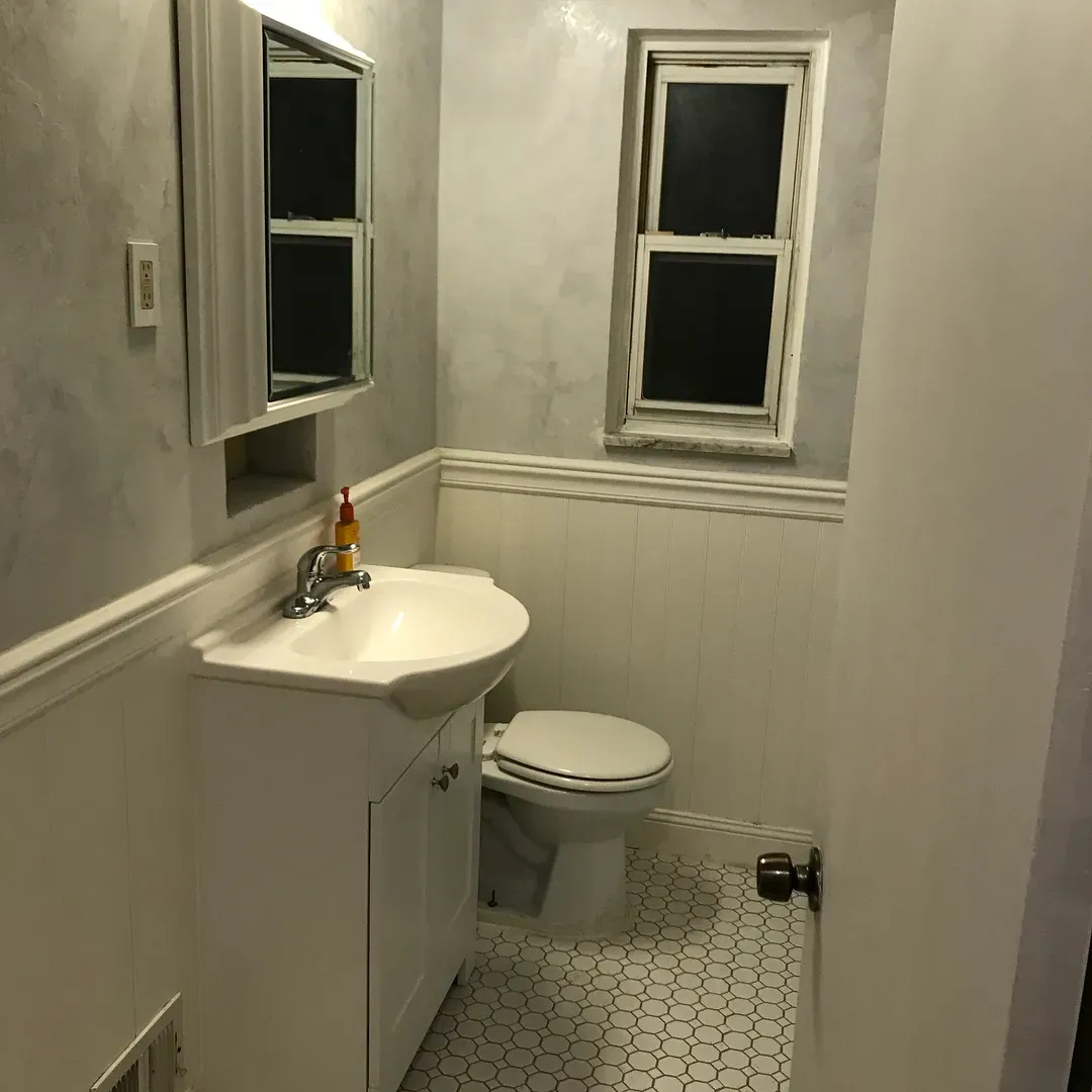 Behr Painter'S White bathroom color review