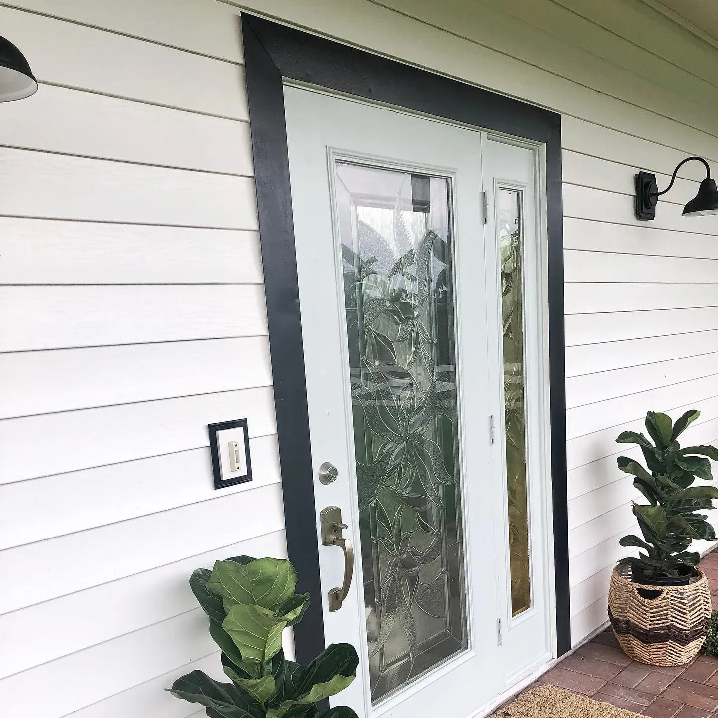 Behr Silky White exterior paint review