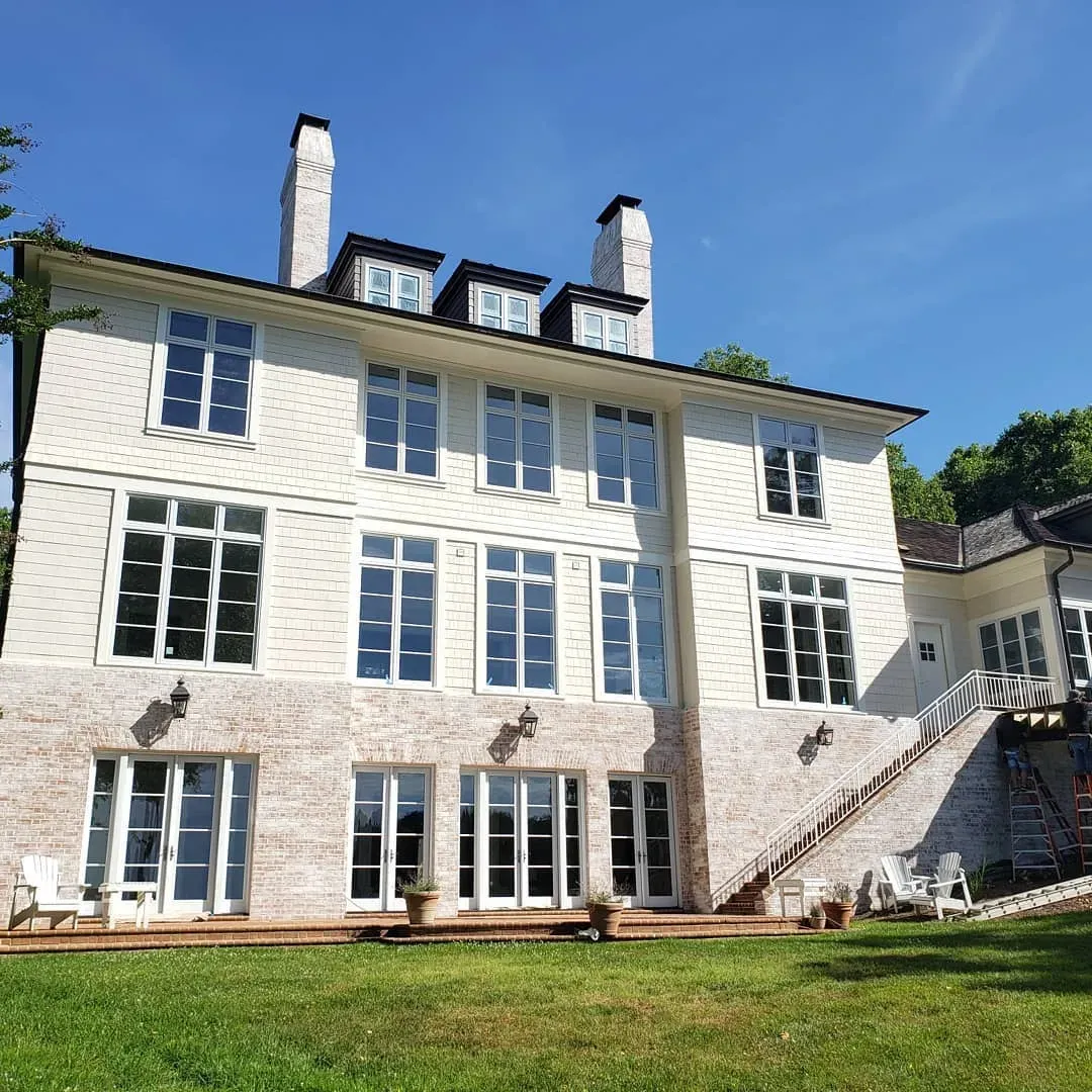 Benjamin Moore Ivory White house exterior paint